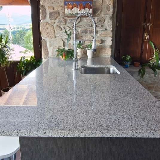 Granit blanc cristal